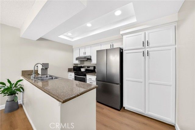 1525 Walnut Leaf 211, Walnut, CA 91789