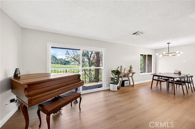 1525 Walnut Leaf 211, Walnut, CA 91789