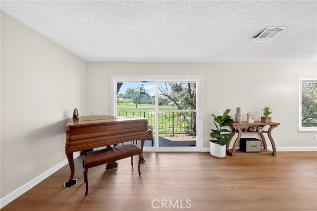 1525 Walnut Leaf 211, Walnut, CA 91789