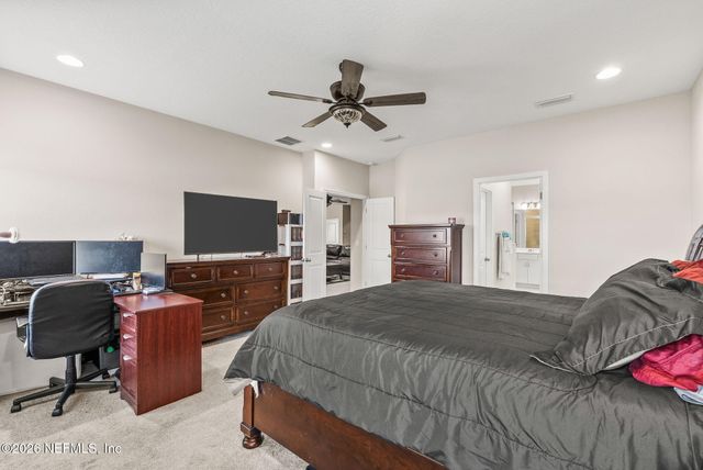 1043 LAUREL VALLEY Drive, Orange Park, FL 32065