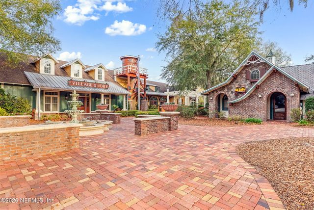 1043 LAUREL VALLEY Drive, Orange Park, FL 32065