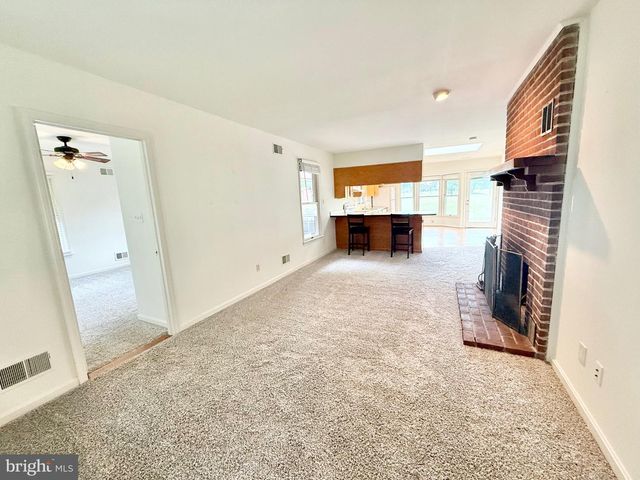 10620 BELMONT BLVD, Lorton, VA 22079
