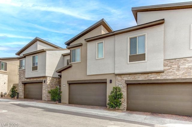 646 Infinity Ridge Street, Las Vegas, NV 89138