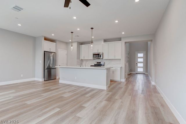 646 Infinity Ridge Street, Las Vegas, NV 89138