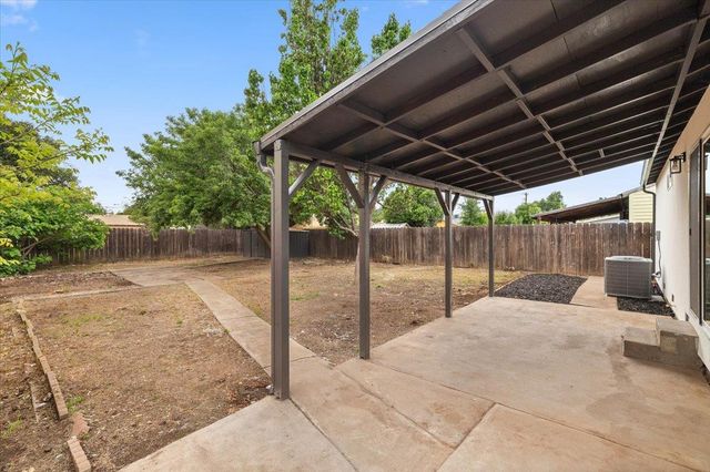 741 S Oro Ave, Stockton, CA 95215