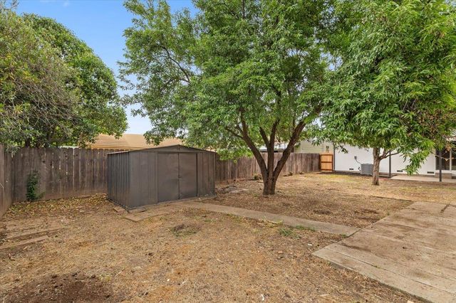 741 S Oro Ave, Stockton, CA 95215