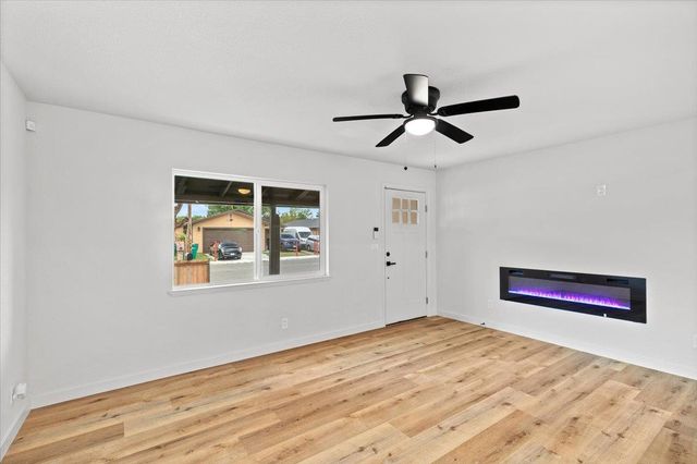 741 S Oro Ave, Stockton, CA 95215