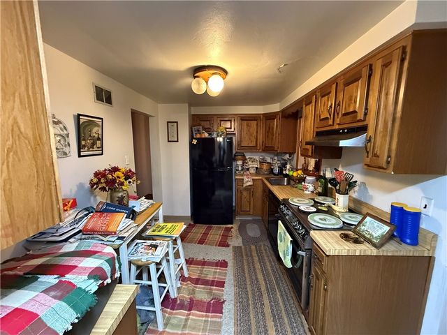 1938 Glencrest Dr, Monroeville, PA 15146