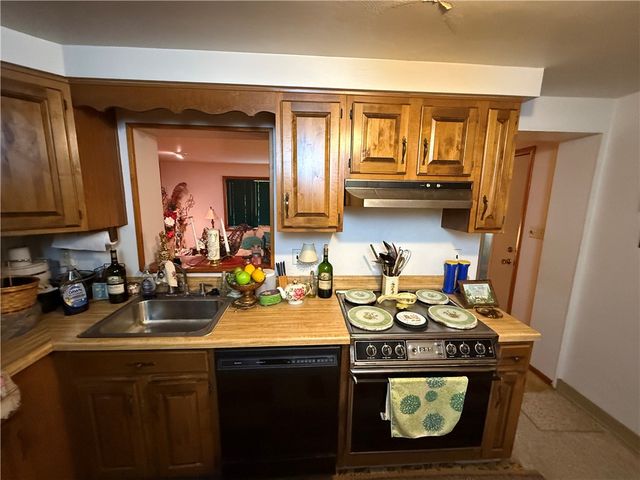 1938 Glencrest Dr, Monroeville, PA 15146