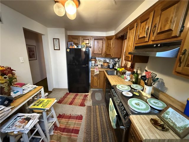 1938 Glencrest Dr, Monroeville, PA 15146