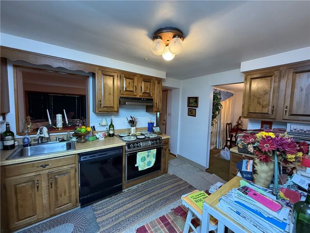 1938 Glencrest Dr, Monroeville, PA 15146