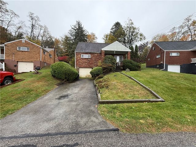 1938 Glencrest Dr, Monroeville, PA 15146