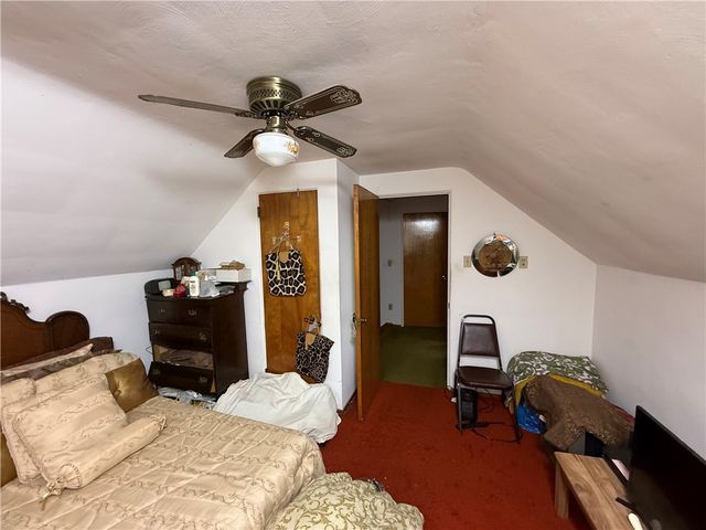 1938 Glencrest Dr, Monroeville, PA 15146