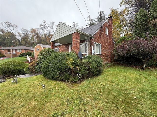 1938 Glencrest Dr, Monroeville, PA 15146