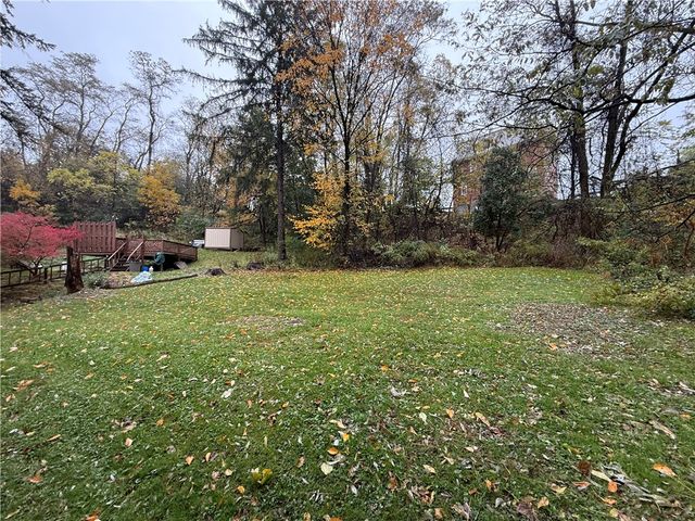 1938 Glencrest Dr, Monroeville, PA 15146