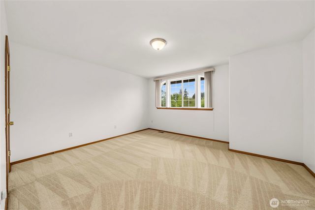 27116 117th Place SE, Kent, WA 98030