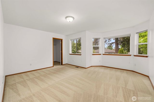 27116 117th Place SE, Kent, WA 98030