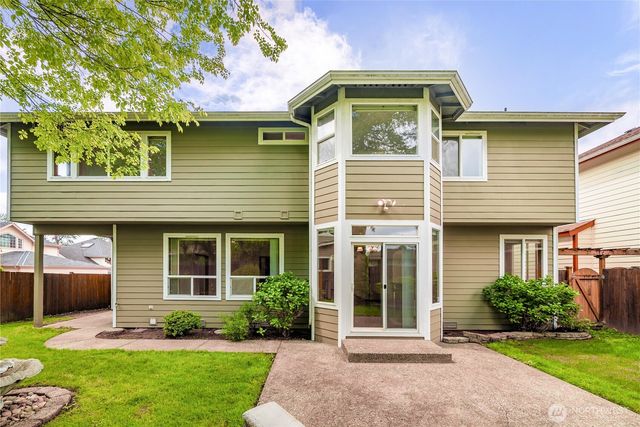 27116 117th Place SE, Kent, WA 98030