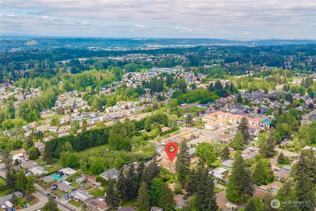 27116 117th Place SE, Kent, WA 98030