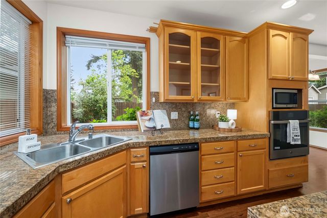 27116 117th Place SE, Kent, WA 98030