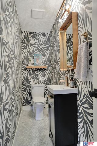 209 N Maloney Drive, North Platte, NE 69101