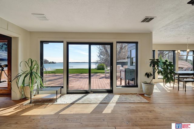 209 N Maloney Drive, North Platte, NE 69101