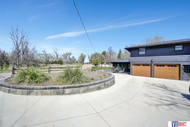 209 N Maloney Drive, North Platte, NE 69101