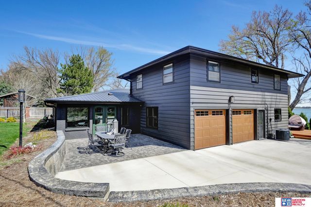 209 N Maloney Drive, North Platte, NE 69101