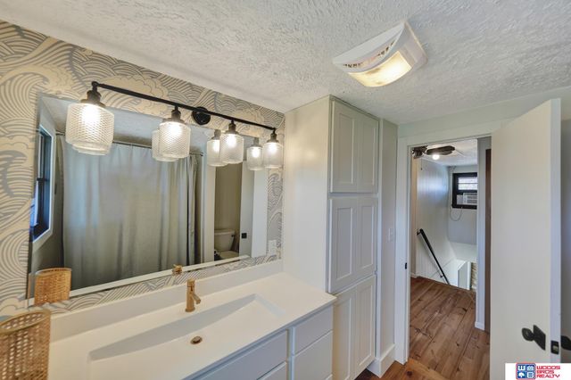 209 N Maloney Drive, North Platte, NE 69101