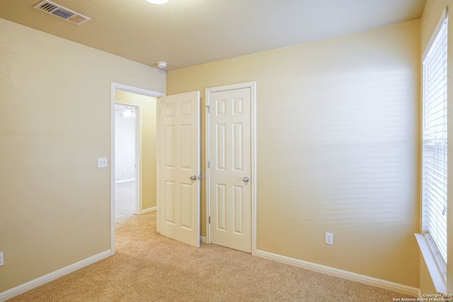 1045 MISTY ACRES DR, New Braunfels, TX 78130