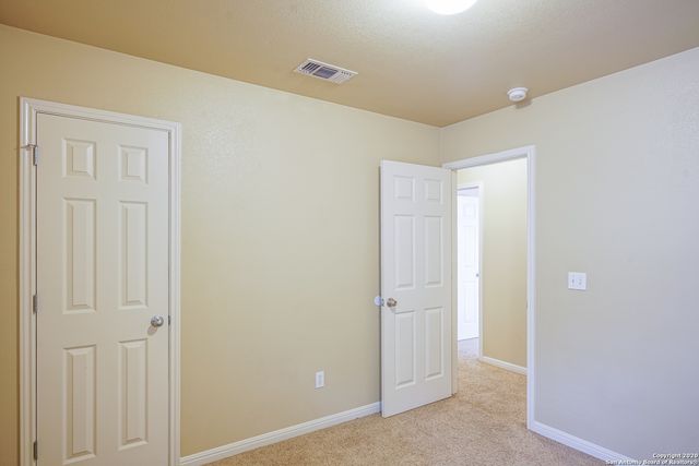 1045 MISTY ACRES DR, New Braunfels, TX 78130