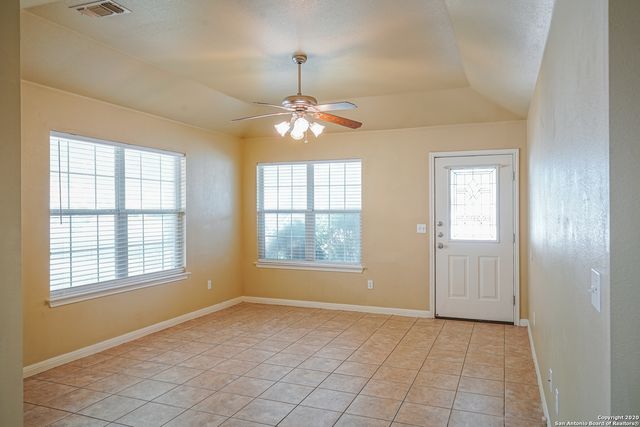 1045 MISTY ACRES DR, New Braunfels, TX 78130