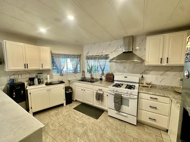 69530 Dillon Road 6a, Desert Hot Springs, CA 92241