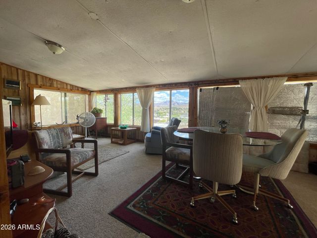 178 N RITA Avenue, Queen Valley, AZ 85118