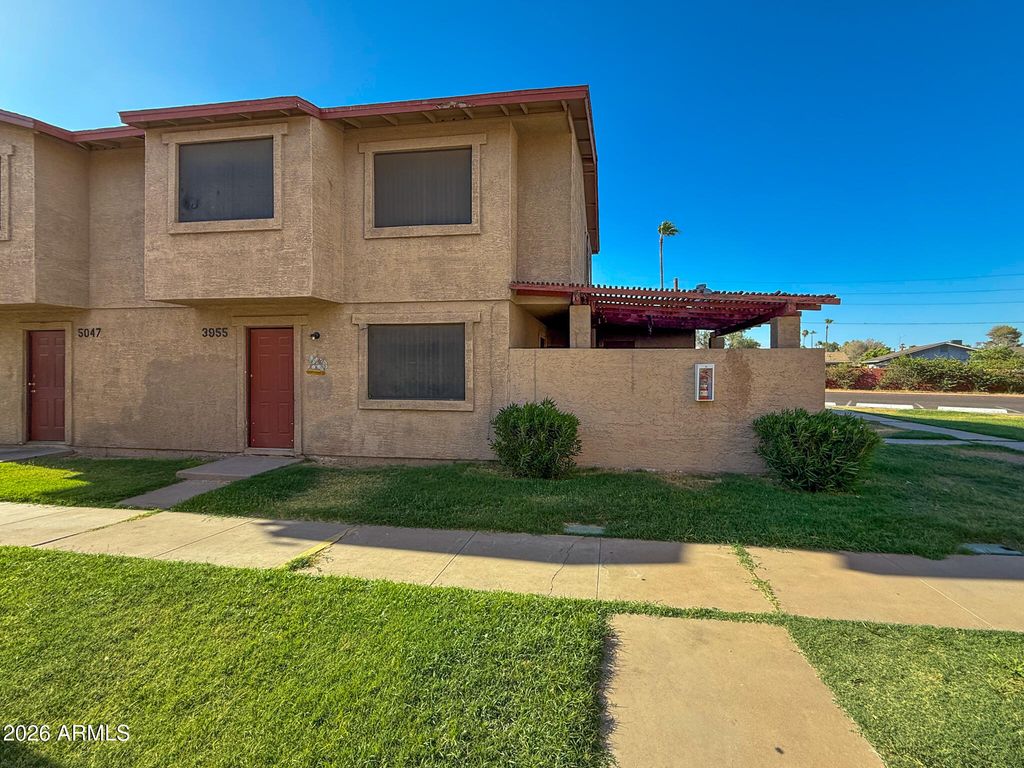 3955 W WONDERVIEW Road, Phoenix, AZ 85019