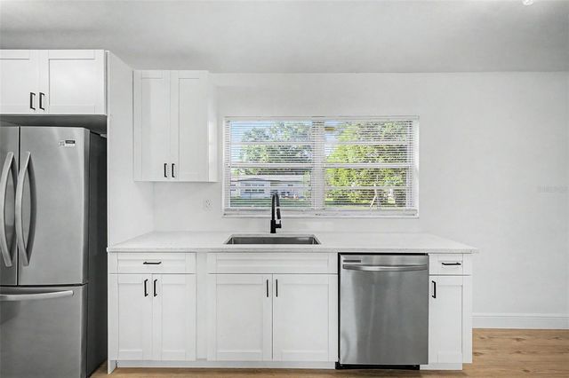 1807 E OHIO STREET, Plant City, FL 33563