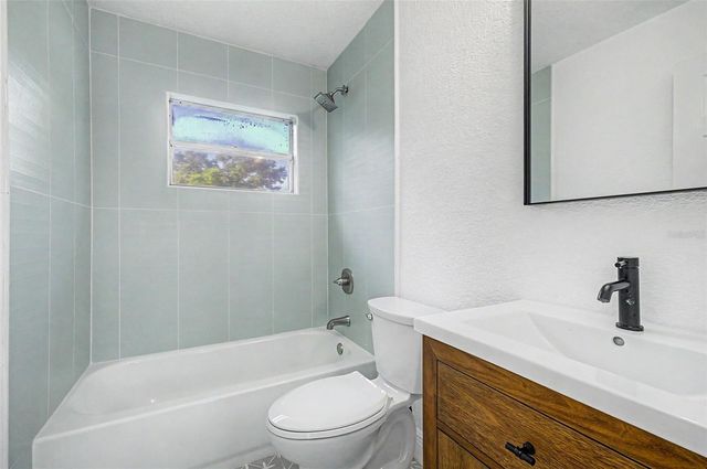 1807 E OHIO STREET, Plant City, FL 33563