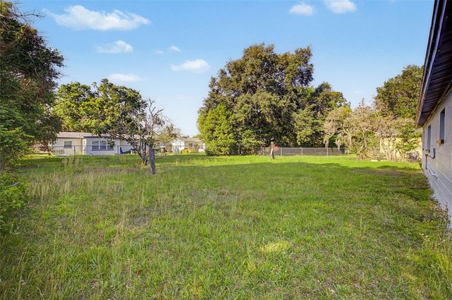 1807 E OHIO STREET, Plant City, FL 33563