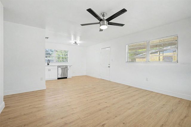 1807 E OHIO STREET, Plant City, FL 33563