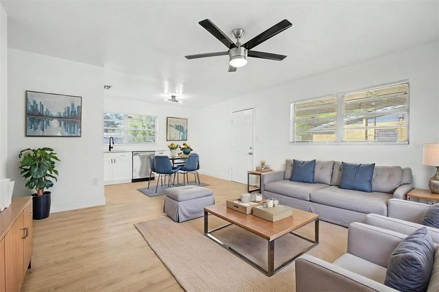 1807 E OHIO STREET, Plant City, FL 33563