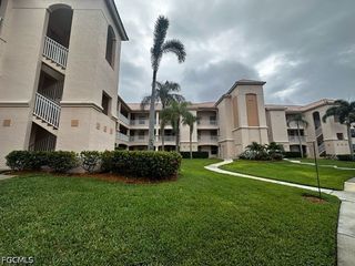 9170 Southmont CV 201, Fort Myers, FL 33908
