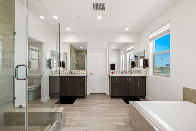 74246 Royce Drive, Palm Desert, CA 92211