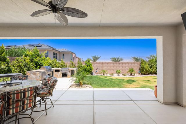 74246 Royce Drive, Palm Desert, CA 92211