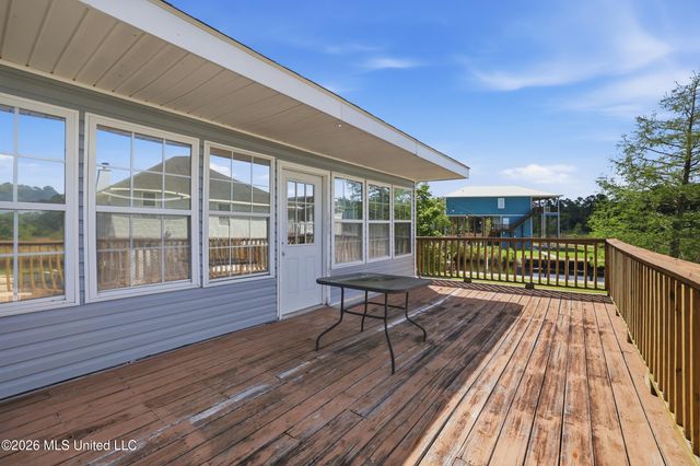 5057 Elbrus Street, Bay Saint Louis, MS 39520