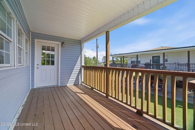 5057 Elbrus Street, Bay Saint Louis, MS 39520