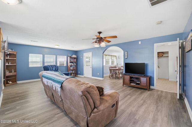 5057 Elbrus Street, Bay Saint Louis, MS 39520