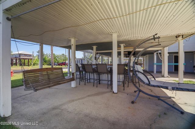 5057 Elbrus Street, Bay Saint Louis, MS 39520