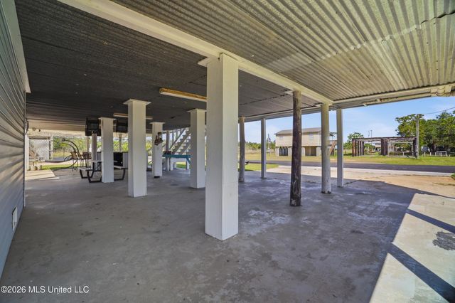 5057 Elbrus Street, Bay Saint Louis, MS 39520