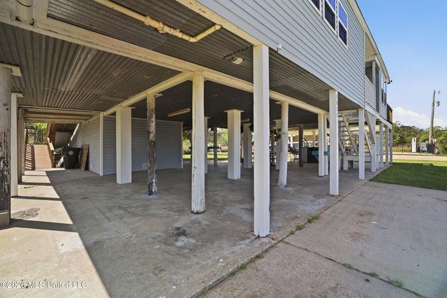5057 Elbrus Street, Bay Saint Louis, MS 39520