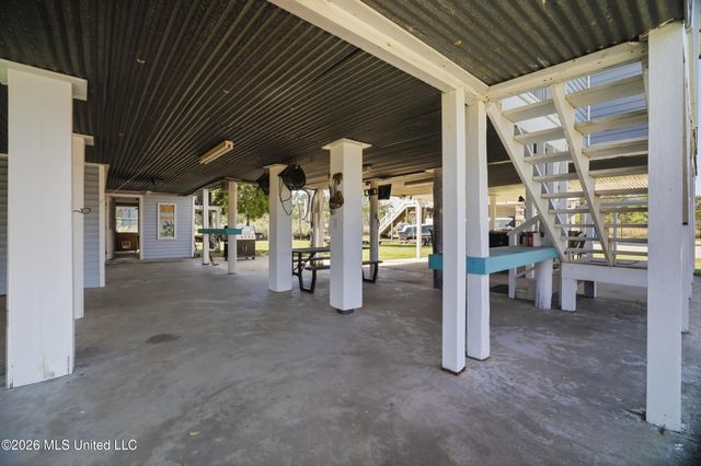 5057 Elbrus Street, Bay Saint Louis, MS 39520